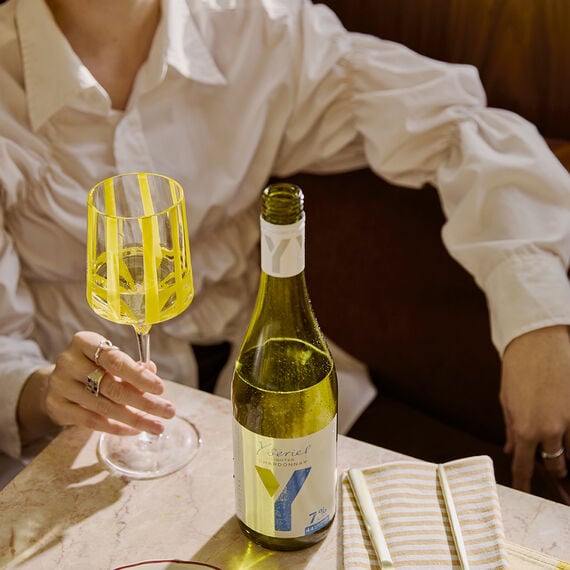 Y Series Lighter Chardonnay image number null