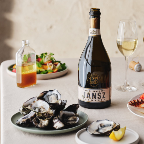 Enjoy some Oysters this Easter paired with Jansz
